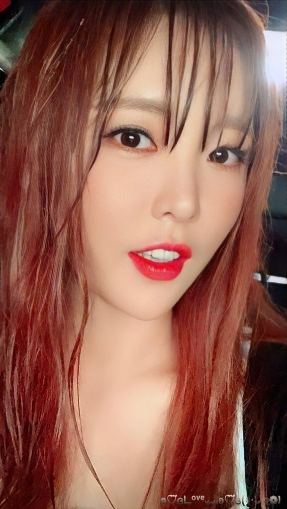 洪真英《活着》-零度博客